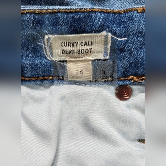 Madewell "Curvy Cali Demi-Boot" Jeans, size 26. Indigo color. - Picture 9 of 11